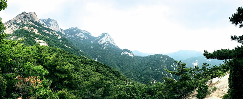 Hiking Bukhansan